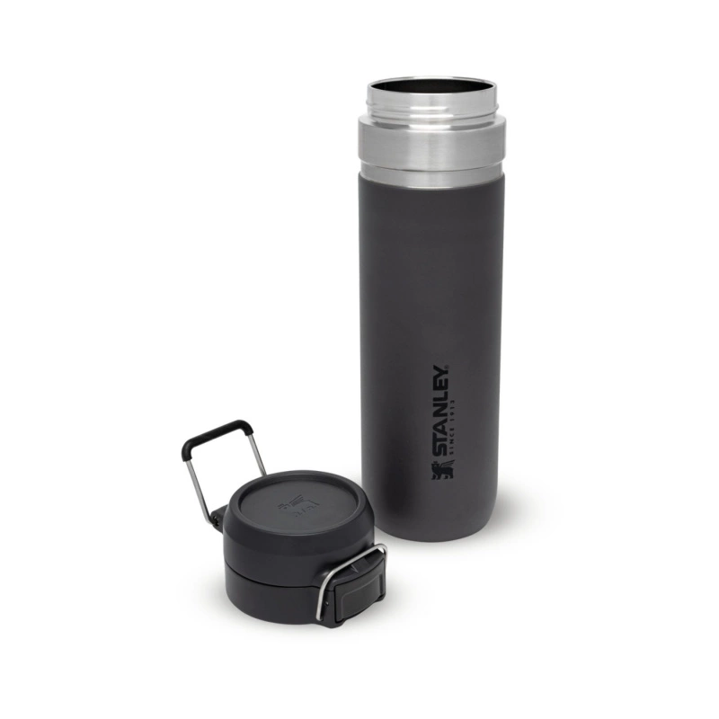 Stanley The Quick Flip Water Bottle 700ml - Charcoal 6 Stanley The Quick Flip Water Bottle 700ml - Charcoal – Image 4